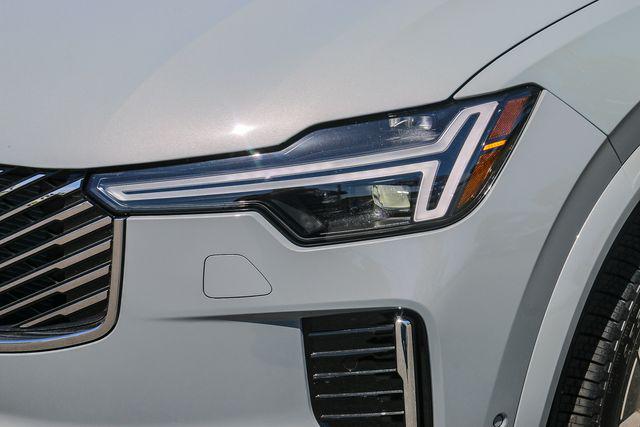 2026 Volvo XC90 Plug-In Hybrid Plus, T8 AWD, Electric/Gasoline, Bright, 7 Seats