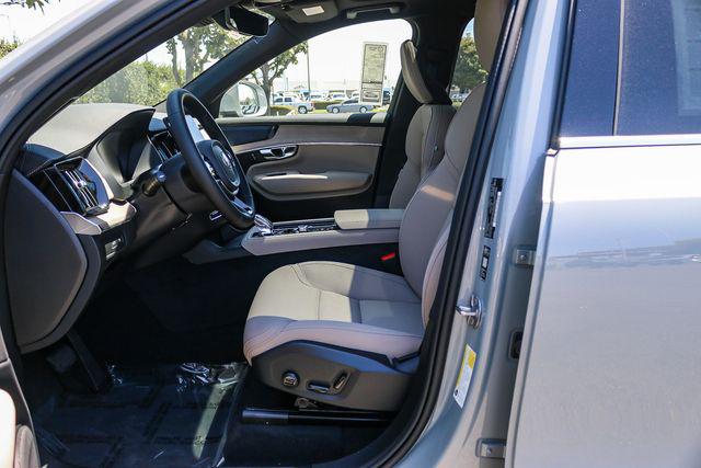 2026 Volvo XC90 Plug-In Hybrid Plus, T8 AWD, Electric/Gasoline, Bright, 7 Seats