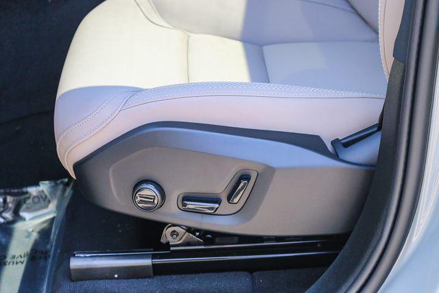 2026 Volvo XC90 Plug-In Hybrid Plus, T8 AWD, Electric/Gasoline, Bright, 7 Seats
