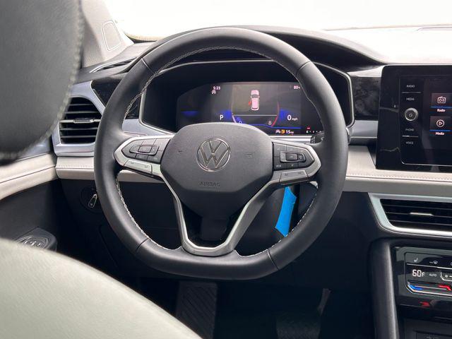 2026 Volkswagen Taos SE