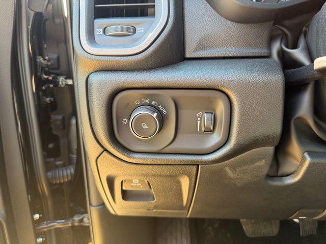 2026 Ram 1500 Big Horn Crew Cab 4x2 5'7" Box