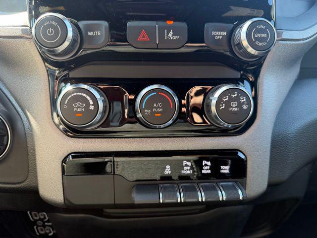 2026 Ram 1500 Big Horn Crew Cab 4x2 5'7" Box
