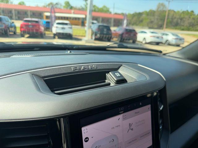 2026 Ram 1500 Big Horn Crew Cab 4x2 5'7" Box