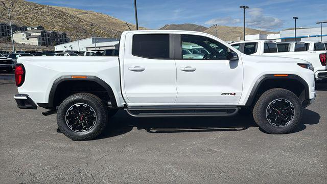 2026 GMC Canyon AT4, 4WD
