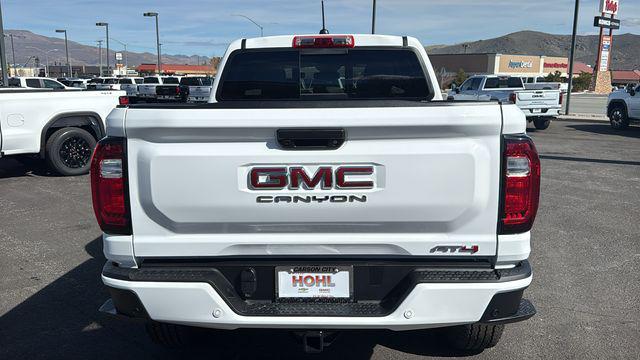 2026 GMC Canyon AT4, 4WD