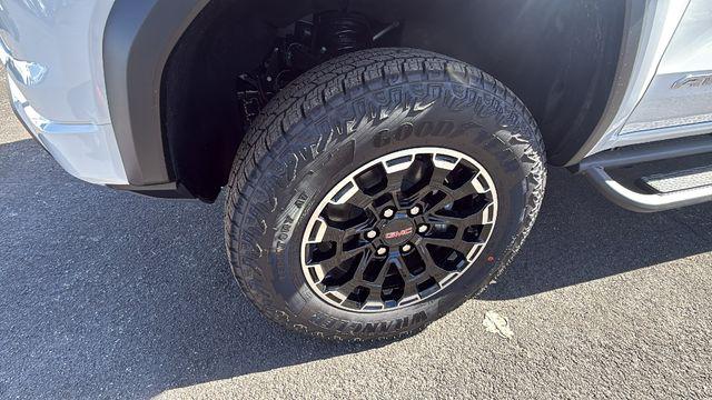 2026 GMC Canyon AT4, 4WD