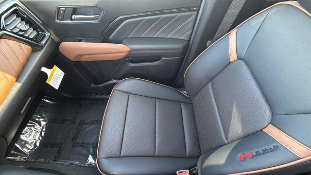 2026 GMC Canyon AT4, 4WD
