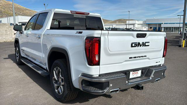 2026 GMC Sierra 1500 Crew Cab, Short Bed, SLT, 4WD