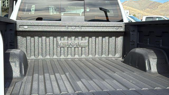 2026 GMC Sierra 1500 Crew Cab, Short Bed, SLT, 4WD