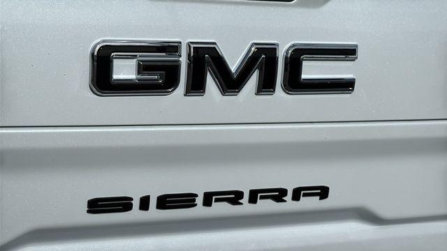 2026 GMC Sierra 1500 Crew Cab, Short Bed, SLT, 4WD