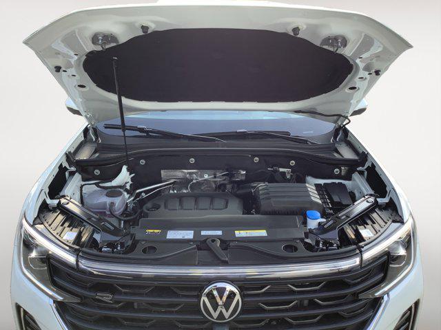 2026 Volkswagen Atlas Cross Sport SEL Premium R-Line