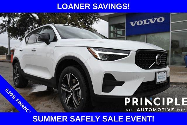 2026 Volvo XC40 Core, B5 AWD Gas (mild hybrid), Dark for sale in San Antonio, TX