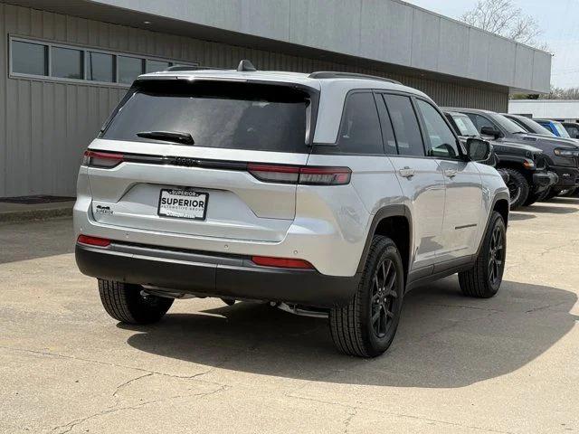 2026 Jeep Grand Cherokee GRAND CHEROKEE LAREDO ALTITUDE 4X4