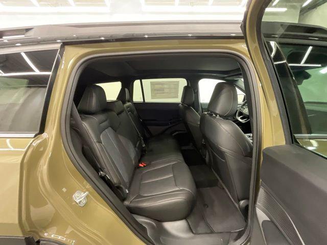 2026 Jeep Cherokee Overland 4x4