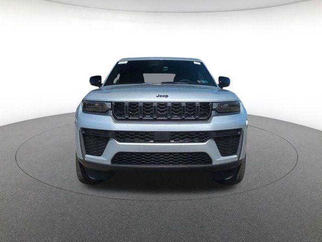 2026 Jeep Grand Cherokee GRAND CHEROKEE LAREDO ALTITUDE 4X4 2026 Jeep Grand Cherokee GRAND CHEROKEE LAREDO ALTITUDE 4X4