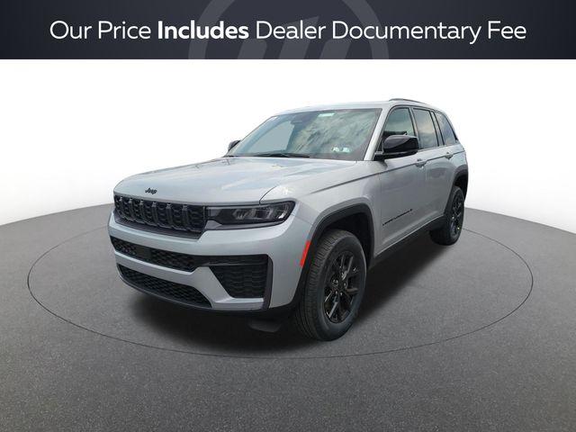 2026 Jeep Grand Cherokee GRAND CHEROKEE LAREDO ALTITUDE 4X4