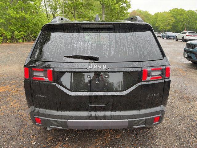 2026 Jeep Cherokee Laredo 4x4