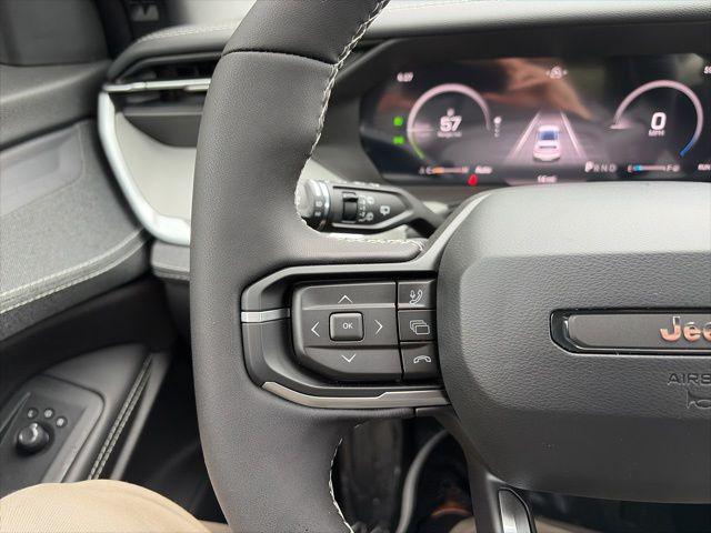 2026 Jeep Cherokee Laredo 4x4