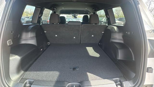 2026 Jeep Cherokee Laredo 4x4
