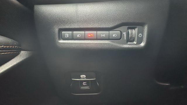 2026 Jeep Cherokee Overland 4x4