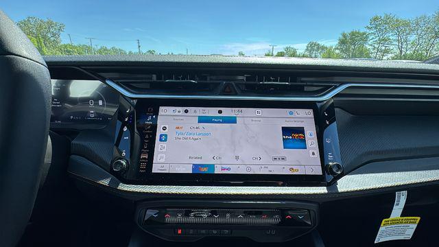 2026 Jeep Cherokee Overland 4x4