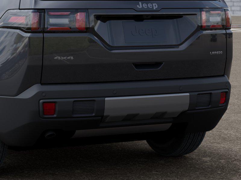 New 2026 Sting-Gray Clear-Coat Exterior Paint Jeep Laredo image 13