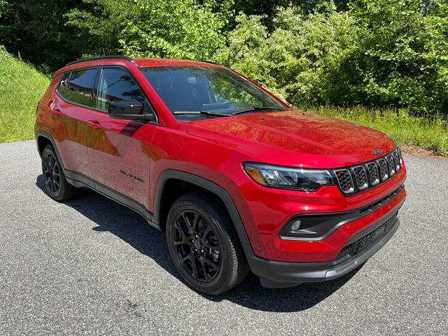 2026 Jeep Compass Latitude Altitude