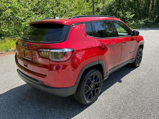 2026 Jeep Compass Latitude Altitude