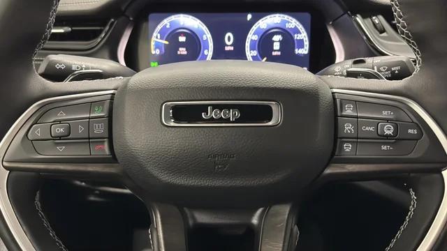 2026 Jeep Grand Cherokee Altitude 4x4