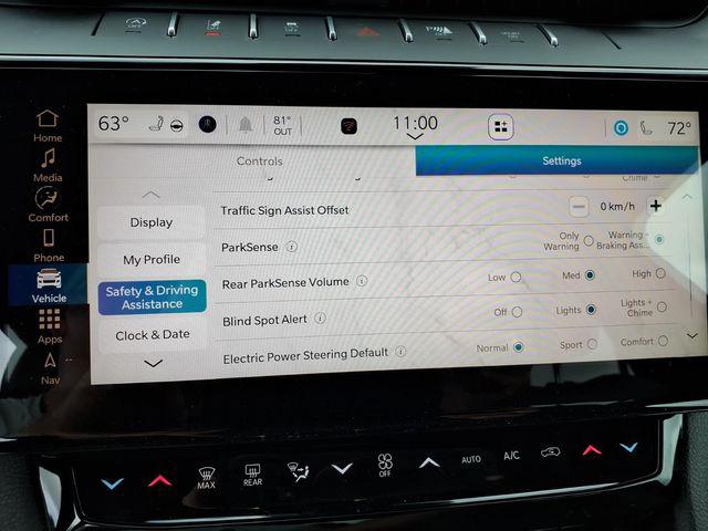 2026 Jeep Grand Cherokee Altitude 4x2
