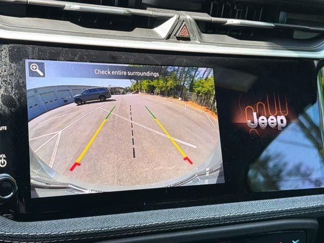 2026 Jeep Cherokee Laredo 4x4