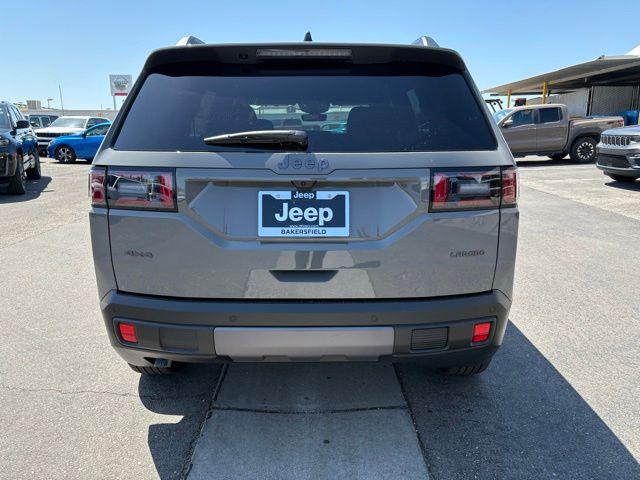 2026 Jeep Cherokee Laredo 4x4