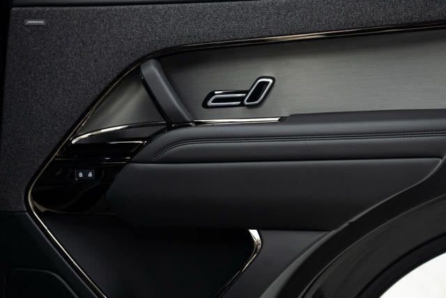 2025 Land Rover Range Rover Sport P360 S