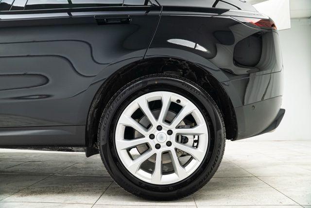 2025 Land Rover Range Rover Sport P360 S