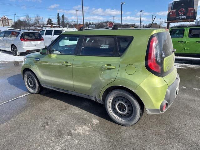 2016 Kia Soul Base