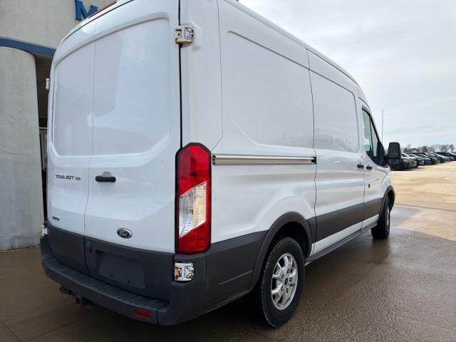2015 Ford Transit 130 WB Medium Roof Cargo