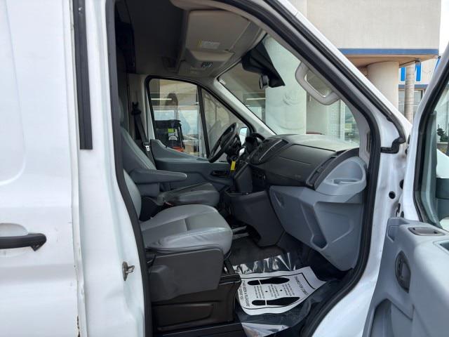 2015 Ford Transit 130 WB Medium Roof Cargo