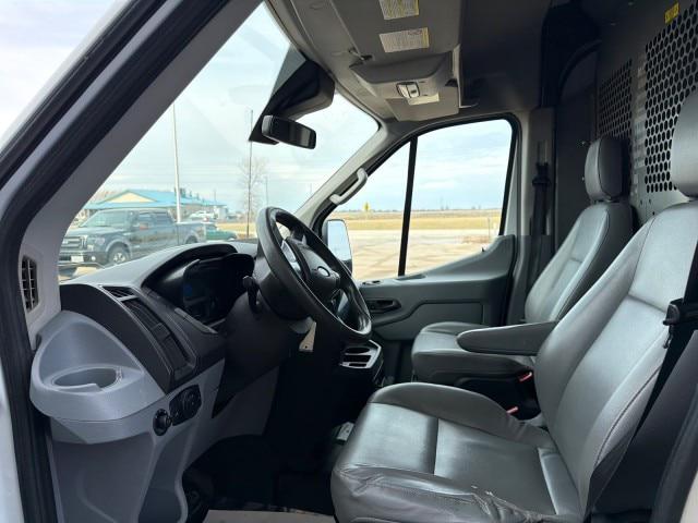 2015 Ford Transit 130 WB Medium Roof Cargo