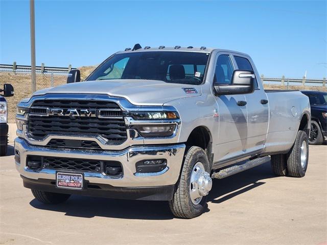 2026 RAM Ram 3500 RAM 3500 TRADESMAN CREW CAB 4X4 8 BOX