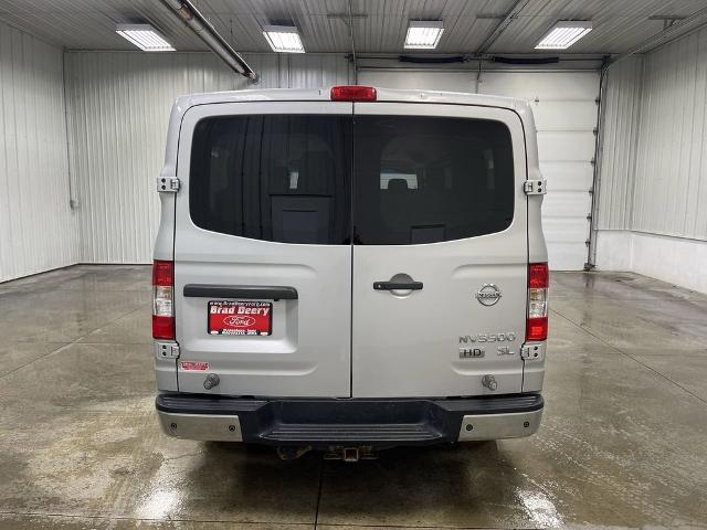 2015 Nissan 3500 SL V8