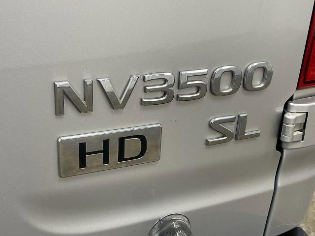 2015 Nissan 3500 SL V8