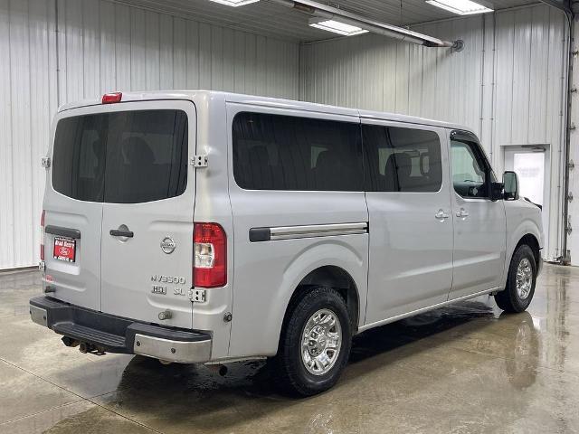2015 Nissan 3500 SL V8