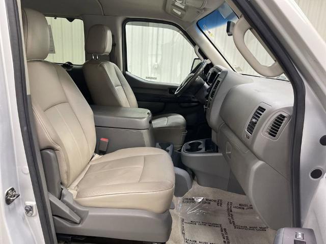 2015 Nissan 3500 SL V8