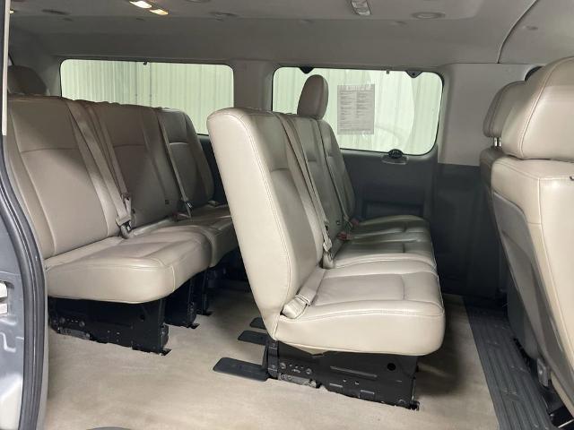 2015 Nissan 3500 SL V8