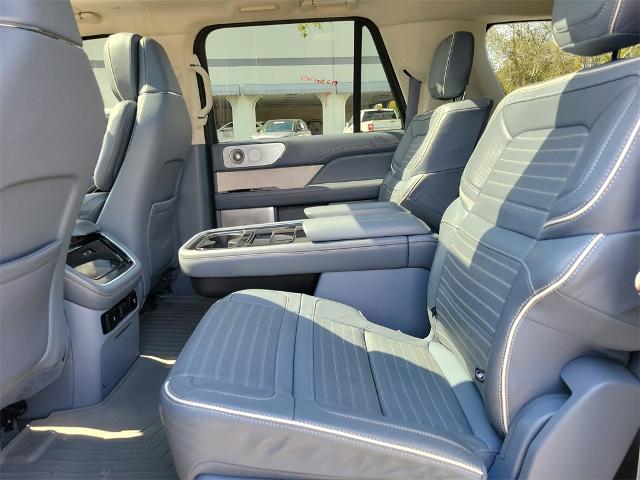2024 Lincoln Navigator Black Label L