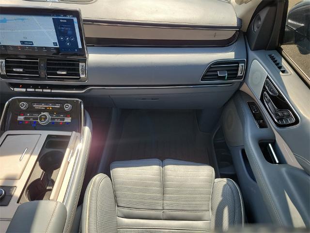 2024 Lincoln Navigator Black Label L
