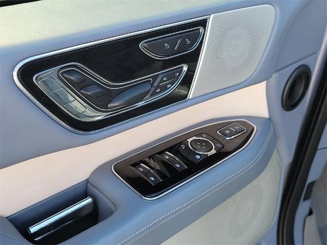 2024 Lincoln Navigator Black Label L