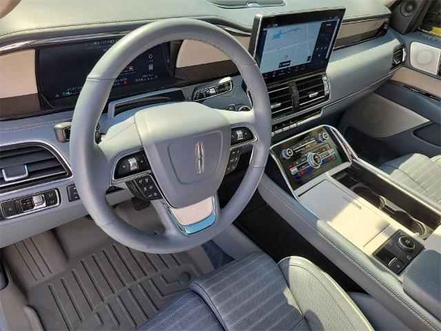 2024 Lincoln Navigator Black Label L
