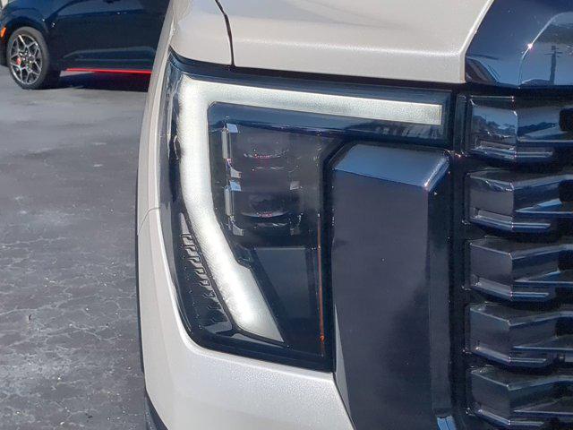 2024 GMC Sierra 3500HD 4WD Crew Cab Long Bed Denali Ultimate
