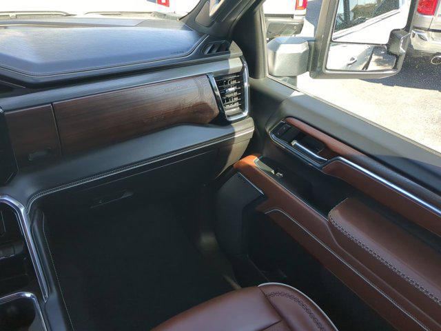 2024 GMC Sierra 3500HD 4WD Crew Cab Long Bed Denali Ultimate
